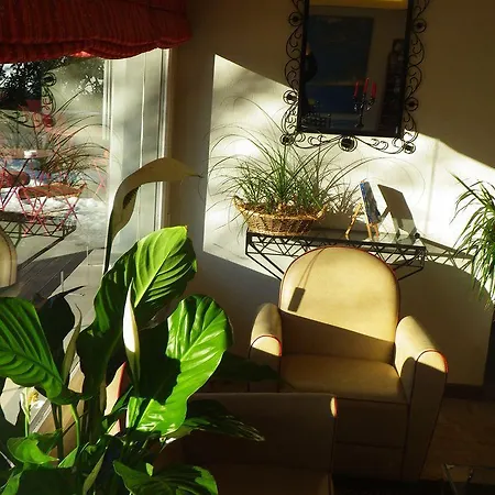 Atalante Hotel