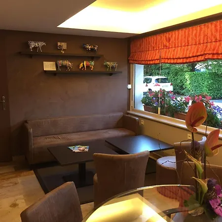 Atalante Hotel 3*